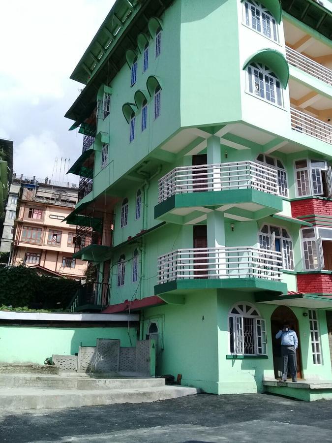 Hotel Mandar Gangtok Esterno foto