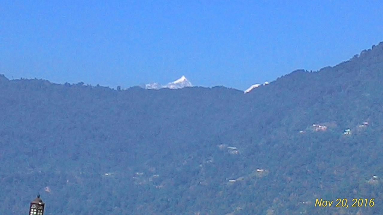 Hotel Mandar Gangtok Esterno foto