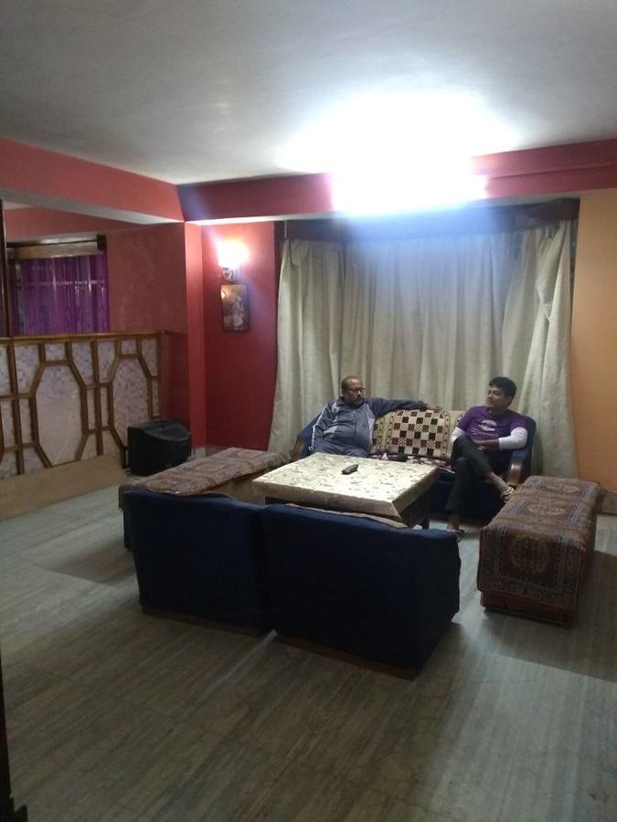 Hotel Mandar Gangtok Esterno foto