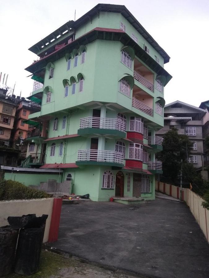 Hotel Mandar Gangtok Esterno foto